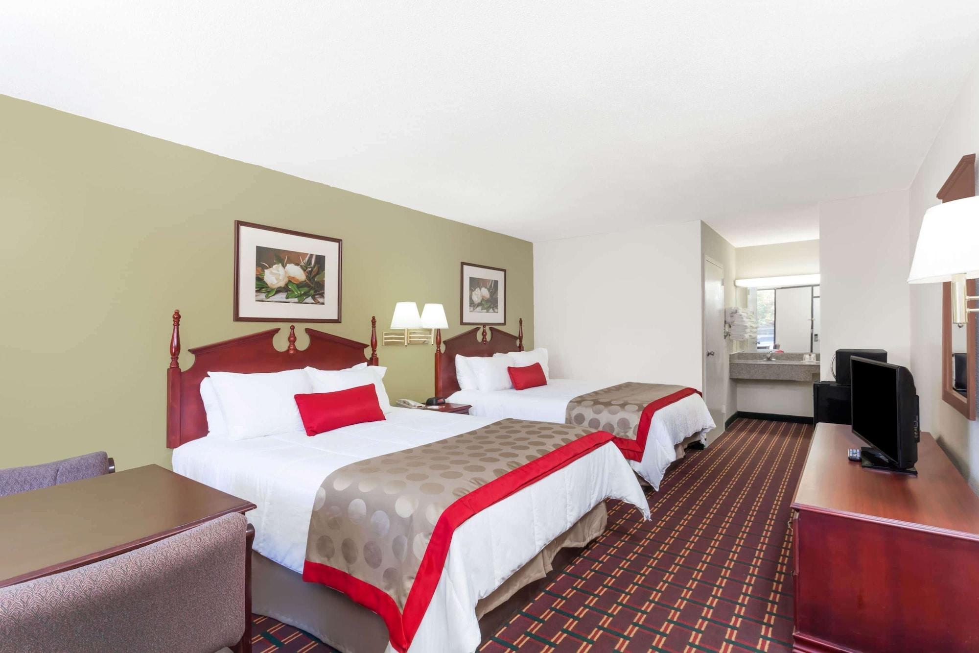 Travelodge By Wyndham Clarksville Exterior foto